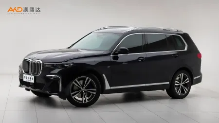 二手寶馬X7 xDrive40i 尊享型M運(yùn)動(dòng)套裝