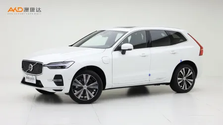 二手沃爾沃XC60 T8 插電混動(dòng) 長(zhǎng)續(xù)航四驅(qū)智遠(yuǎn)豪華版