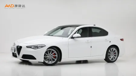 二手阿爾法羅密歐 Giulia 2.0T 280HP 豪華版