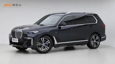 二手寶馬X7 xDrive40i 尊享型M運(yùn)動(dòng)套裝