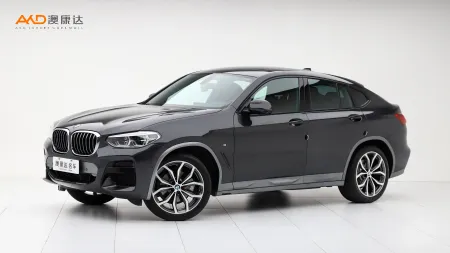 二手寶馬X4 xDrive25i    M越野套裝