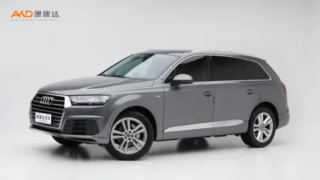 二手奧迪Q7  40 TFSI S line運(yùn)動(dòng)型