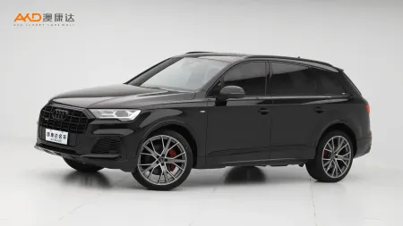 二手奥迪Q7 55 TFSl quattro S line 冰雪运动版