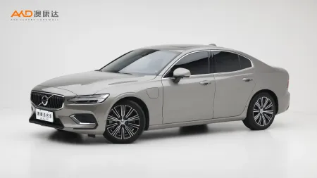 二手沃尔沃S60 T8 E驱混动 四驱智逸豪华版