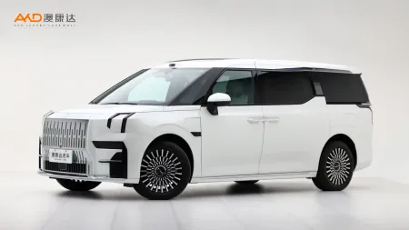 二手极氪009  六座行政版四驱 108kWh