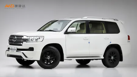二手兰德酷路泽 4.0L 中东版 两气5座