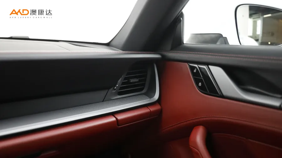 二手保时捷 911 Carrera  3.0T图片3355556