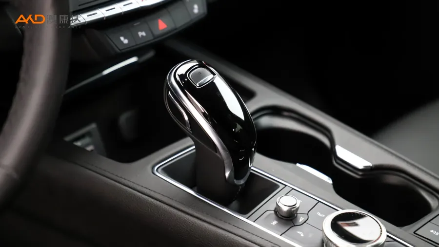 二手凱迪拉克XT4 28T 兩驅(qū)領(lǐng)先型圖片3731306