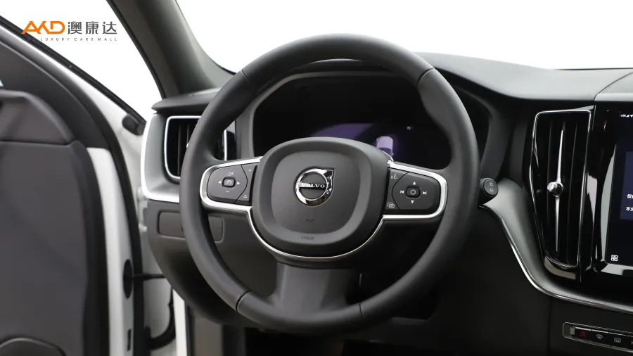 二手沃尔沃XC60 B5 四驱智逸豪华版图片3744937