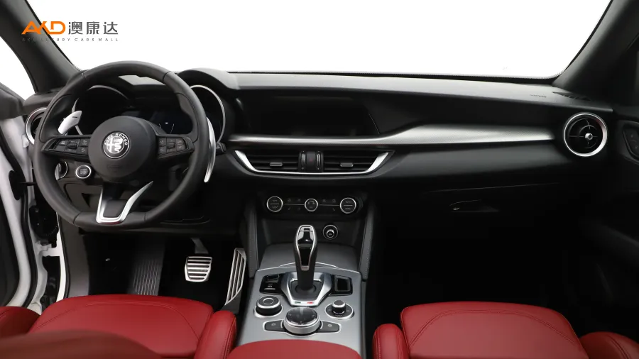 二手阿爾法.羅密歐 Stelvio 280HP Veloce賽道版圖片3755040