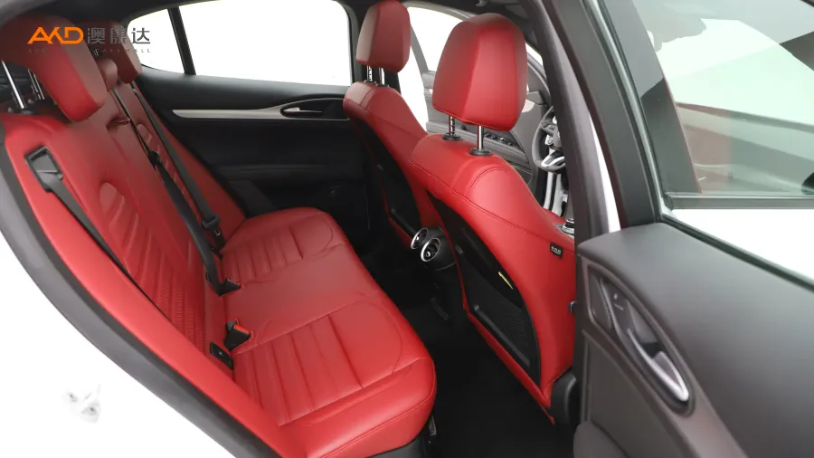 二手阿爾法.羅密歐 Stelvio 280HP Veloce賽道版圖片3755044