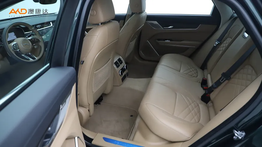 二手捷豹XFL P250 两驱尊享豪华版图片3763132