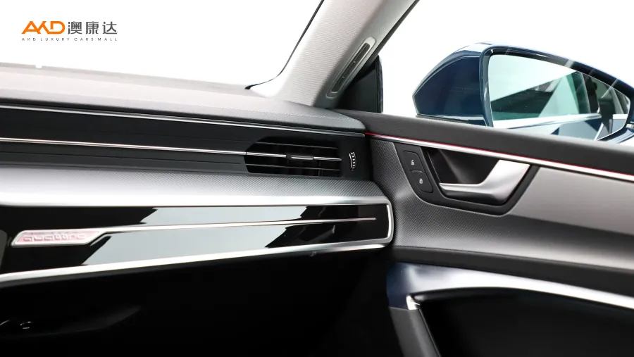 二手奧迪A7L 45TFSI quattro S-line見遠(yuǎn)型流晶套裝圖片3778958