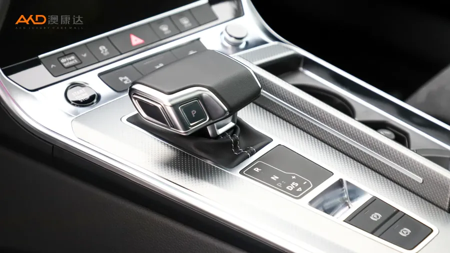 二手奧迪A7L 45TFSI quattro S-line見遠(yuǎn)型流晶套裝圖片3778940