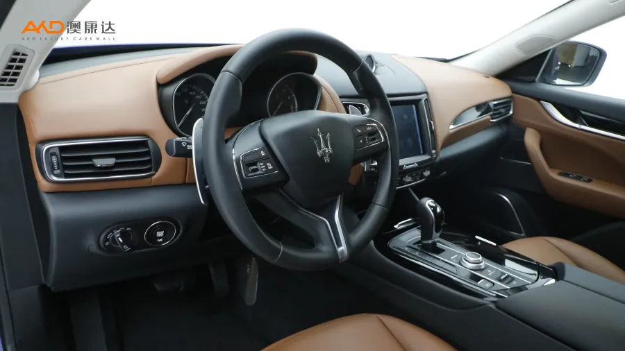 二手Levante 3.0T 標(biāo)準(zhǔn)版圖片3789105