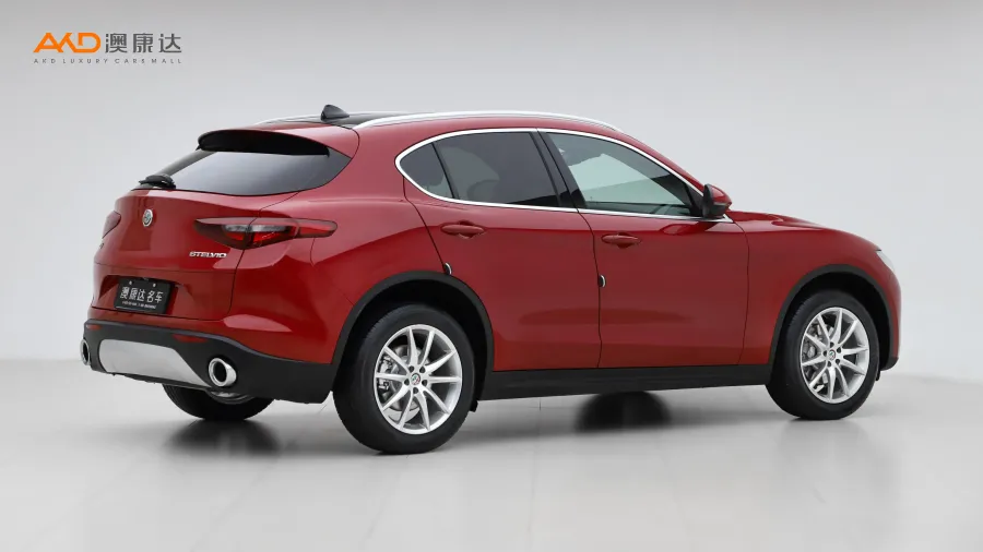 二手阿尔法·罗密欧Stelvio  2.0T 280HP豪华版图片3795973