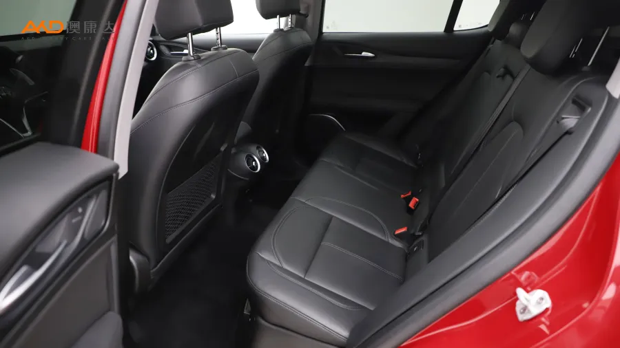 二手阿尔法·罗密欧Stelvio  2.0T 280HP豪华版图片3795985