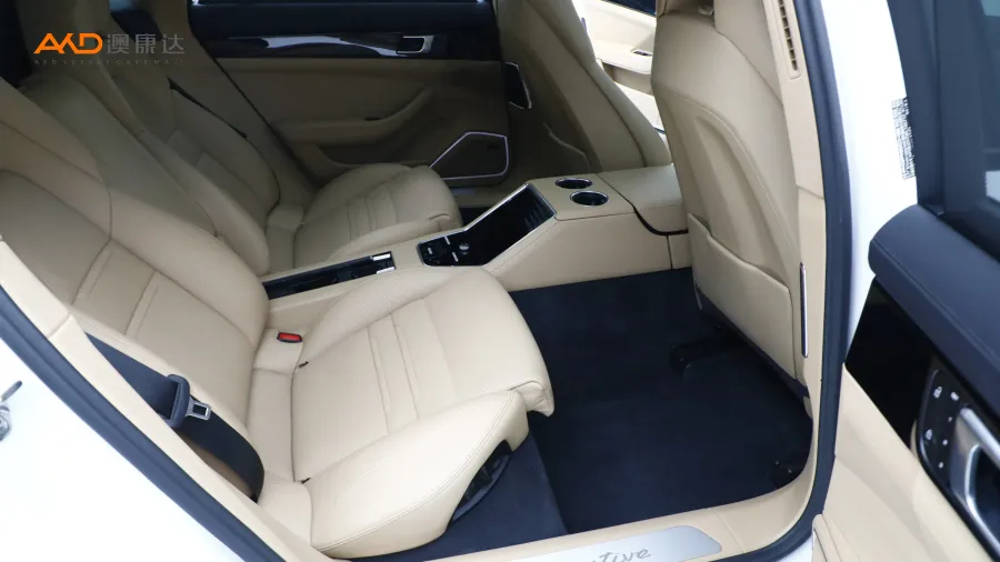 二手Panamera 行政加长版 2.9T图片3799879