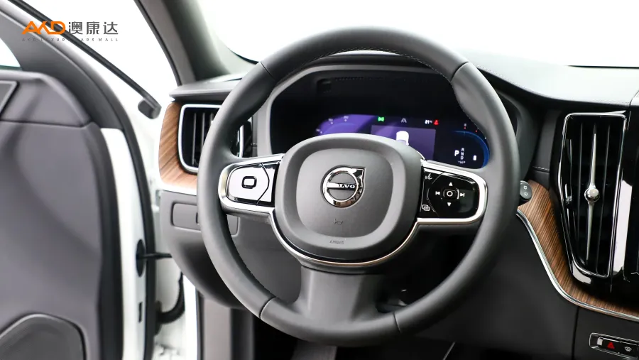 二手沃尔沃XC60 B5四驱智远豪华版图片3807123