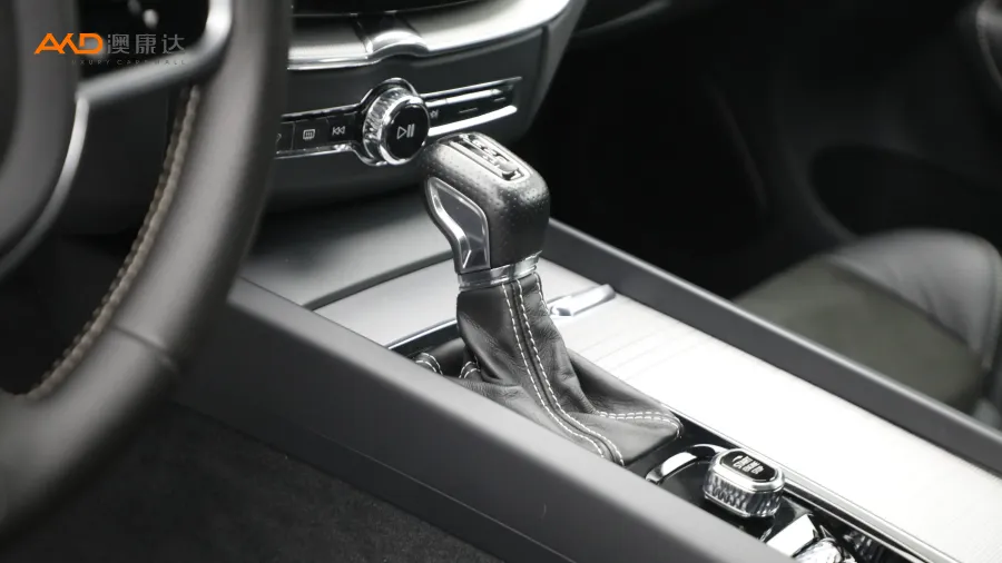 二手沃尔沃XC60 T5 四驱智雅运动版图片3818298