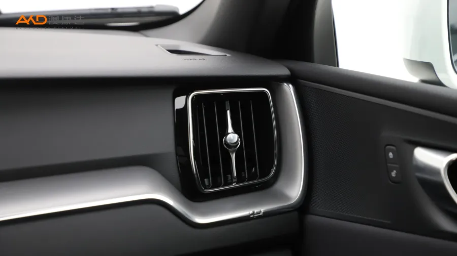 二手沃尔沃XC60 B5 四驱智逸豪华版图片3823739