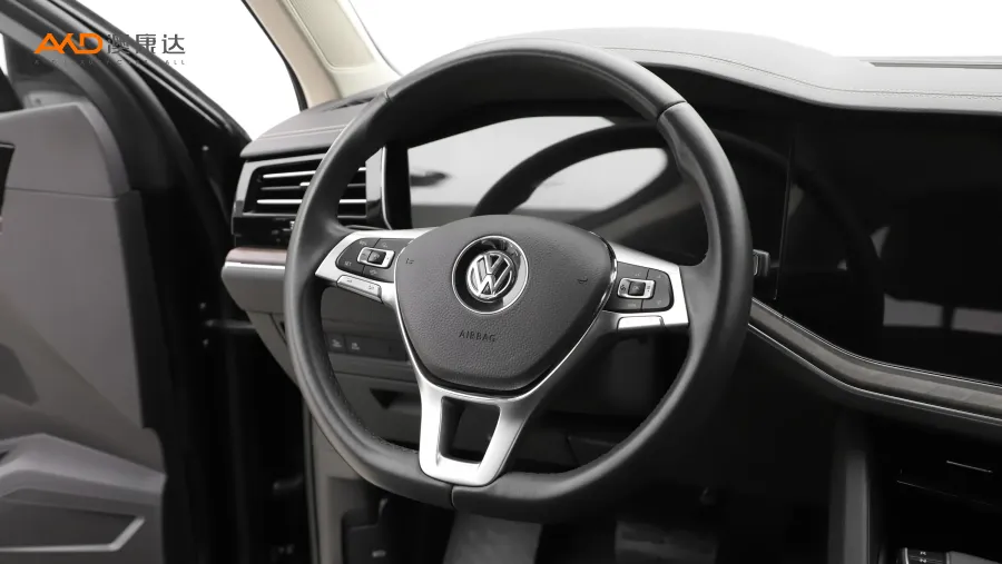 二手途锐 3.0TSI 锐享版图片3828151