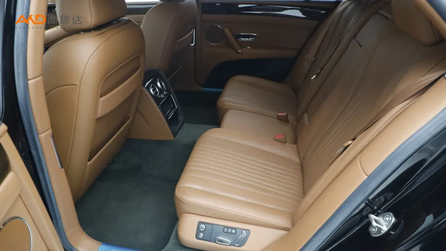 二手賓利飛馳  4.0T V8S 標(biāo)準(zhǔn)版 歐規(guī)圖片3836402