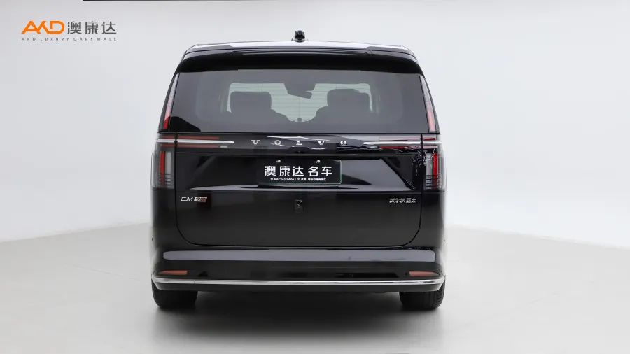 二手沃尔沃EM90 Ultra 6座图片3836756