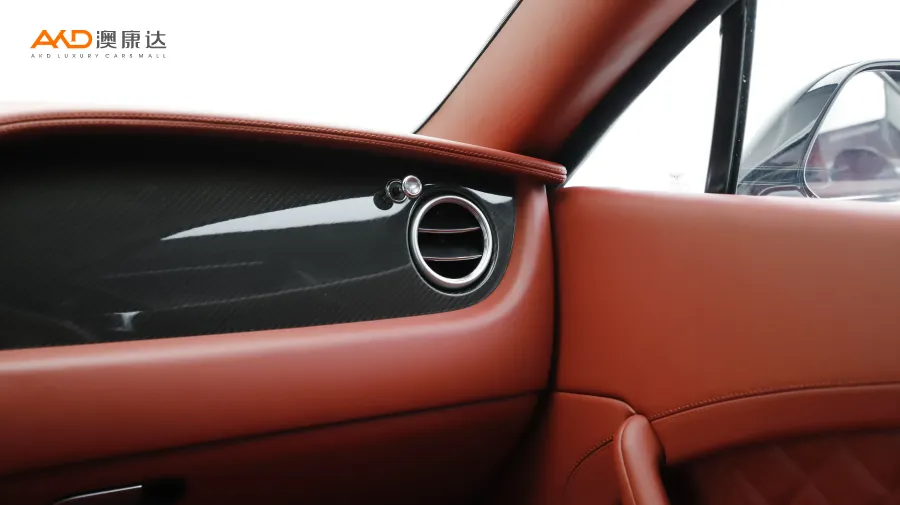 二手欧陆 4.0T GT V8S 标准版 欧规图片3837607