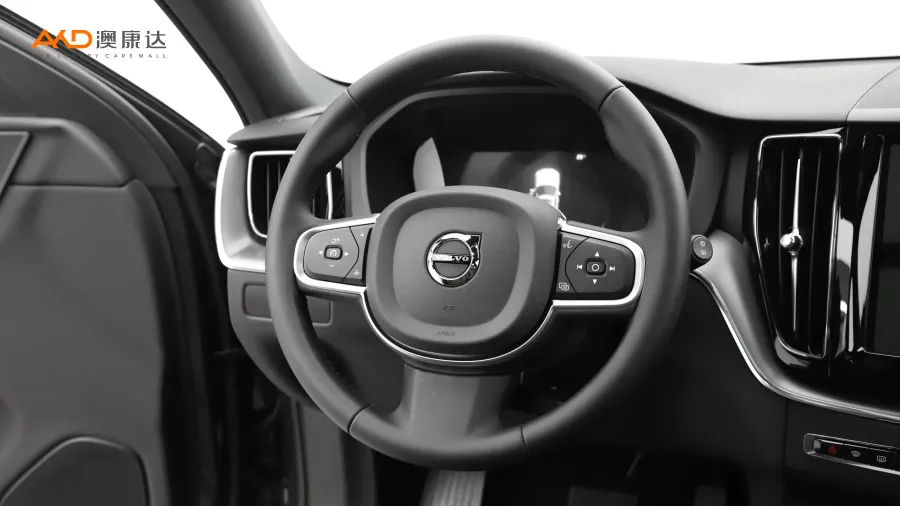 二手沃尔沃XC60 B5 四驱智逸豪华版图片3837973