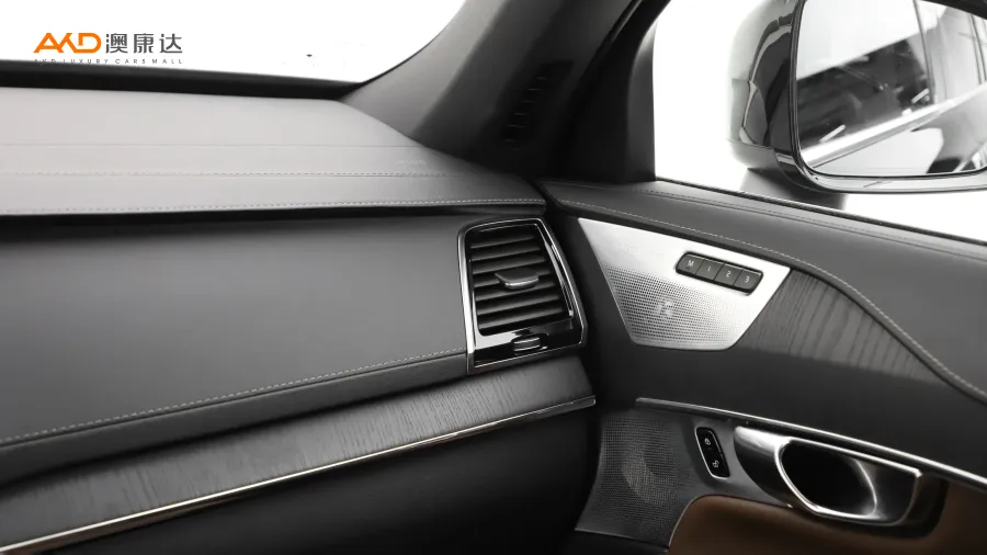 二手沃尔沃XC90 E驱混动 T8 智尊豪华版 7座图片3839335