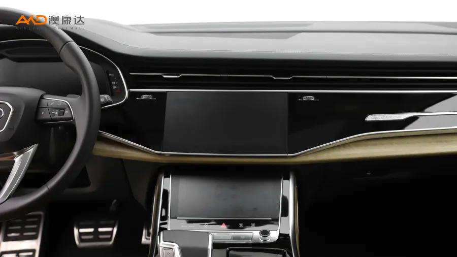 二手奥迪Q7 55 TFSI quattro S尊贵型图片3842339