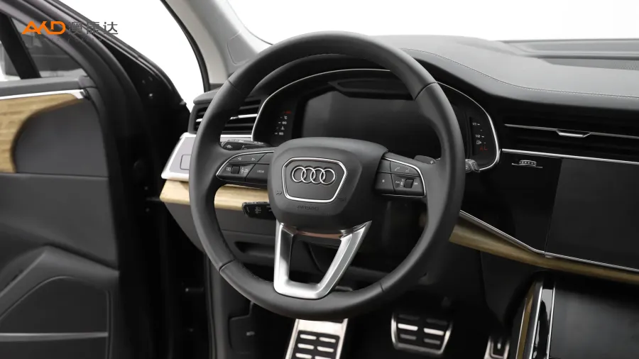 二手奥迪Q7 55 TFSI quattro S尊贵型图片3842338