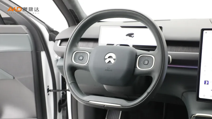 二手蔚來ES8 100kWh 簽名版圖片3847556