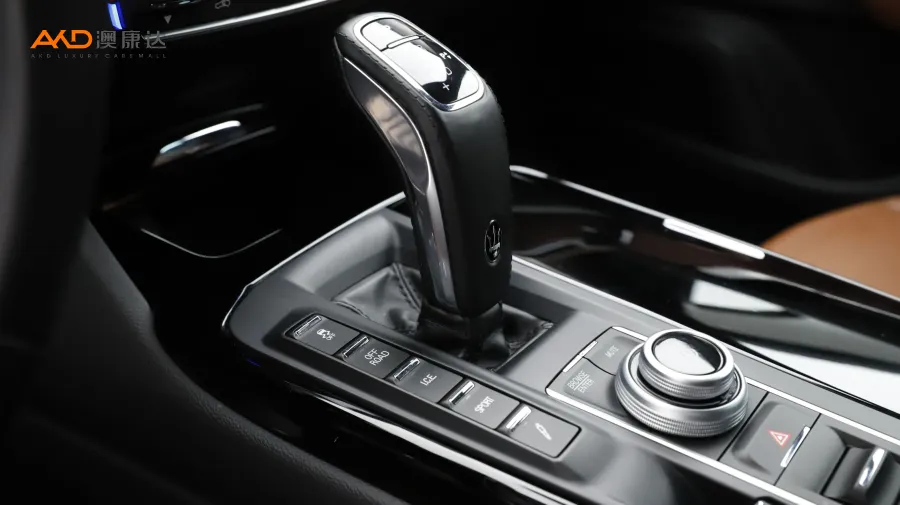 二手Levante 3.0T 标准版图片3849196