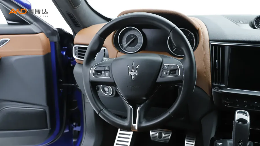 二手Levante 3.0T 标准版图片3849201