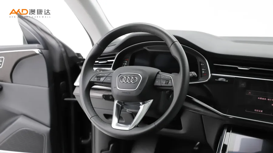 二手奥迪Q8 55 TFSI 豪华动感型图片3851817