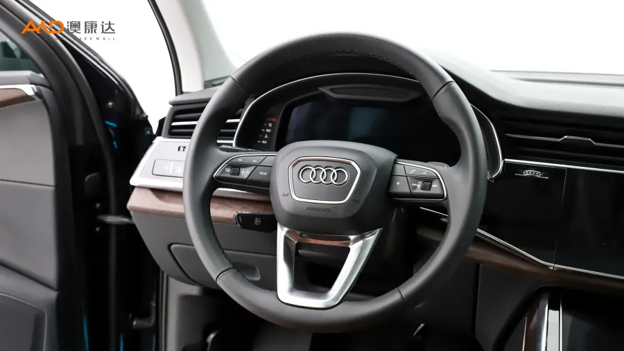 二手奧迪Q7 45 TFSI quattro S line 運(yùn)動(dòng)型圖片3852439
