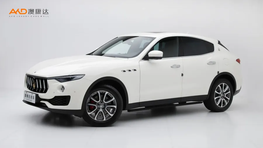 二手Levante 3.0T 標(biāo)準(zhǔn)版圖片