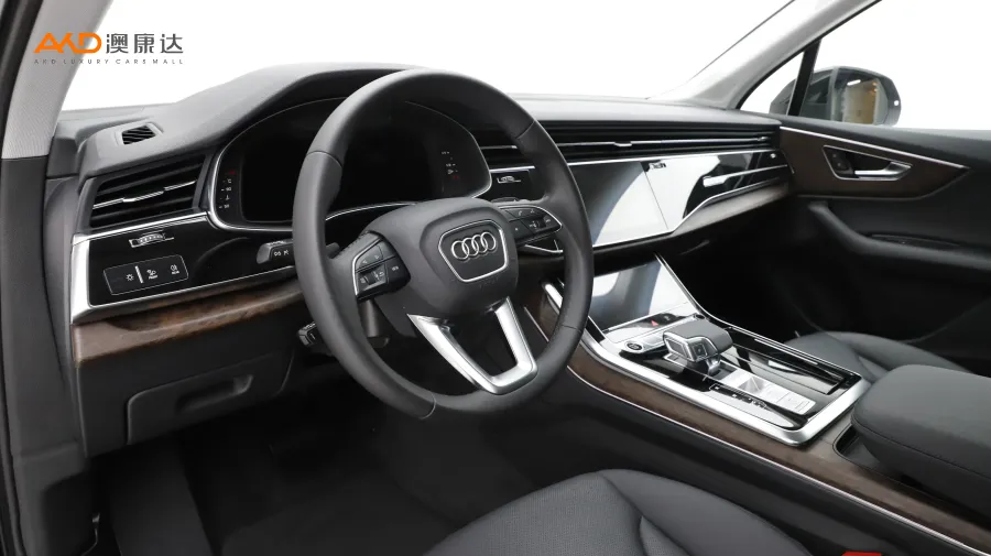 二手奧迪Q7 55 TFSI quattro S line 運(yùn)動(dòng)型圖片3861819
