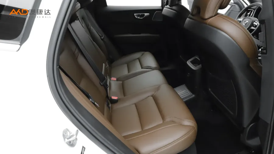 二手沃爾沃XC60 T8 插電混動(dòng) 長(zhǎng)續(xù)航四驅(qū)智雅豪華版圖片3866614
