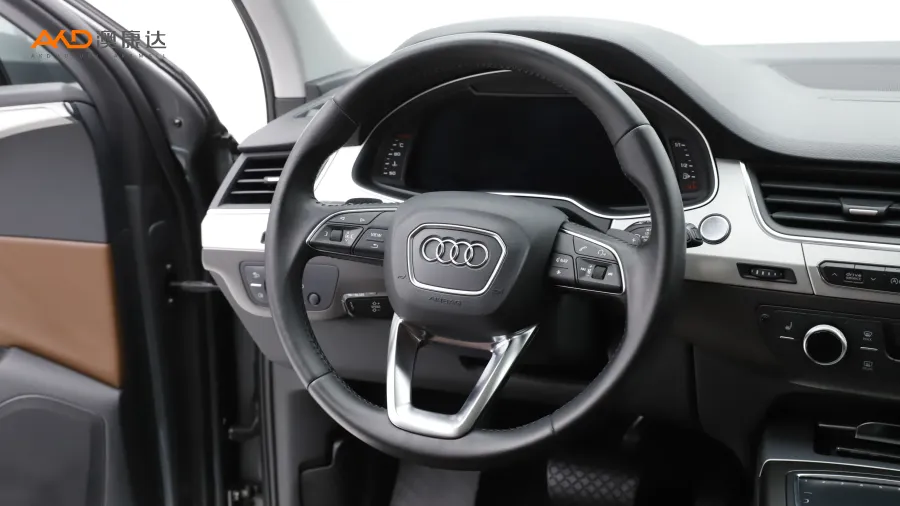 二手奥迪Q7  40 TFSI S line运动型图片3874582