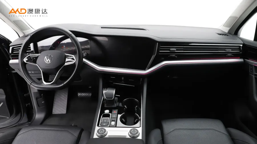 二手途锐 3.0TSI 锐享版 曜黑运动套装图片4059538