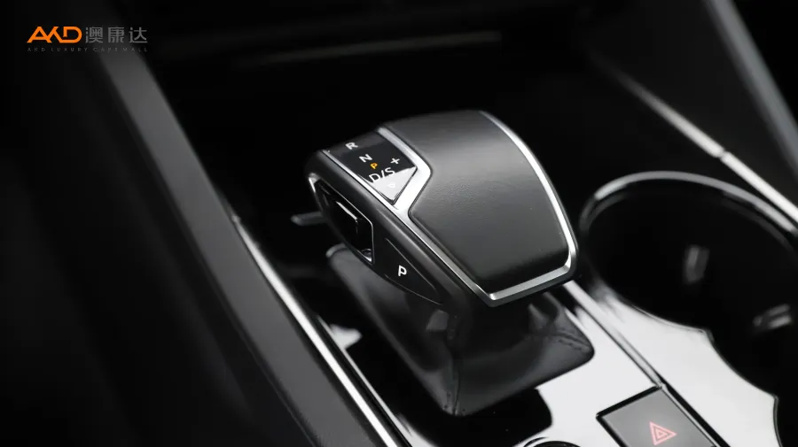 二手途锐 3.0TSI 锐享版 曜黑运动套装图片4059532