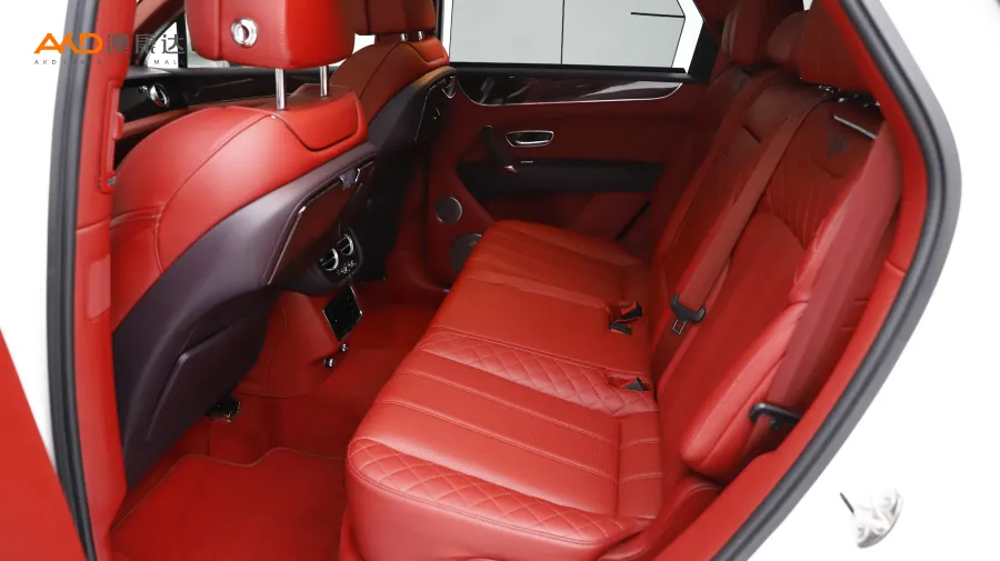 二手宾利添越 6.0T 标准版图片4080873