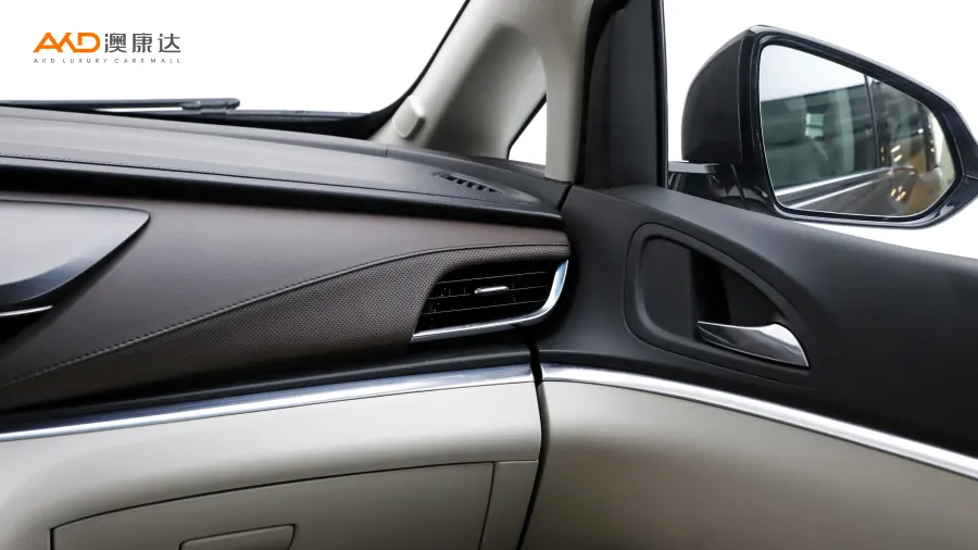 二手别克GL8  陆上公务舱652T舒适版图片4085377