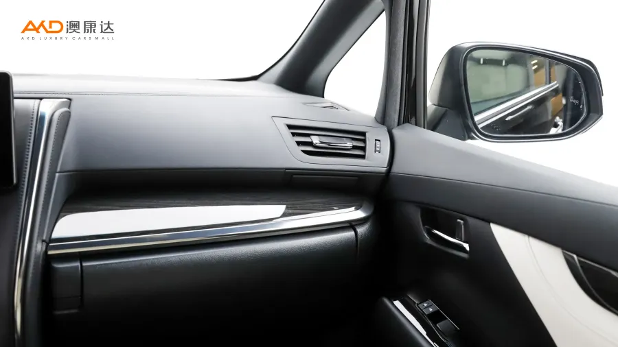 二手雷克萨斯LM300h  四座御世版图片4091559