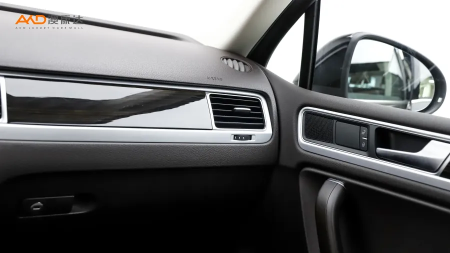 二手途锐 3.0TSI定制版图片4180066