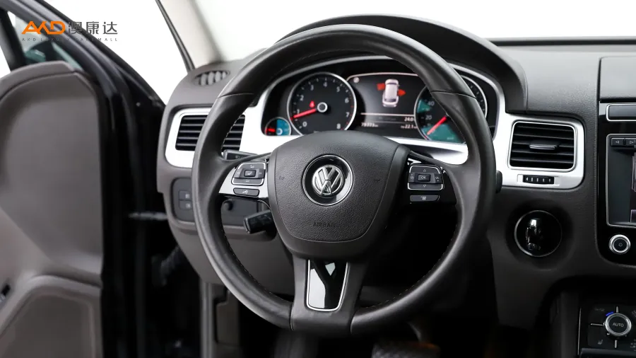 二手途锐 3.0TSI定制版图片4180064