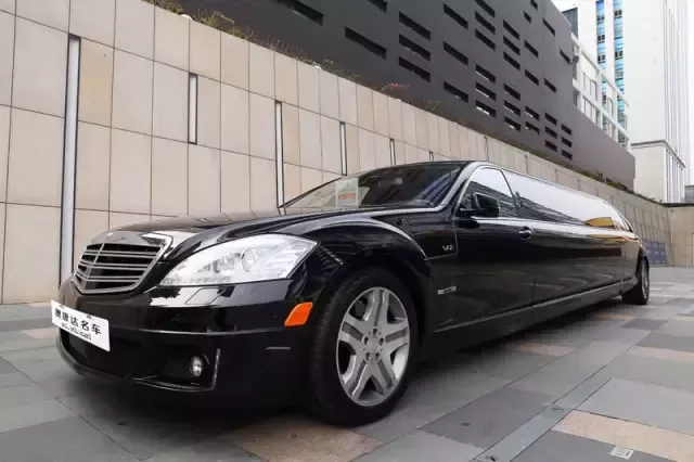 实拍 | 移动行宫 巴博斯BRABUS 60S加长版